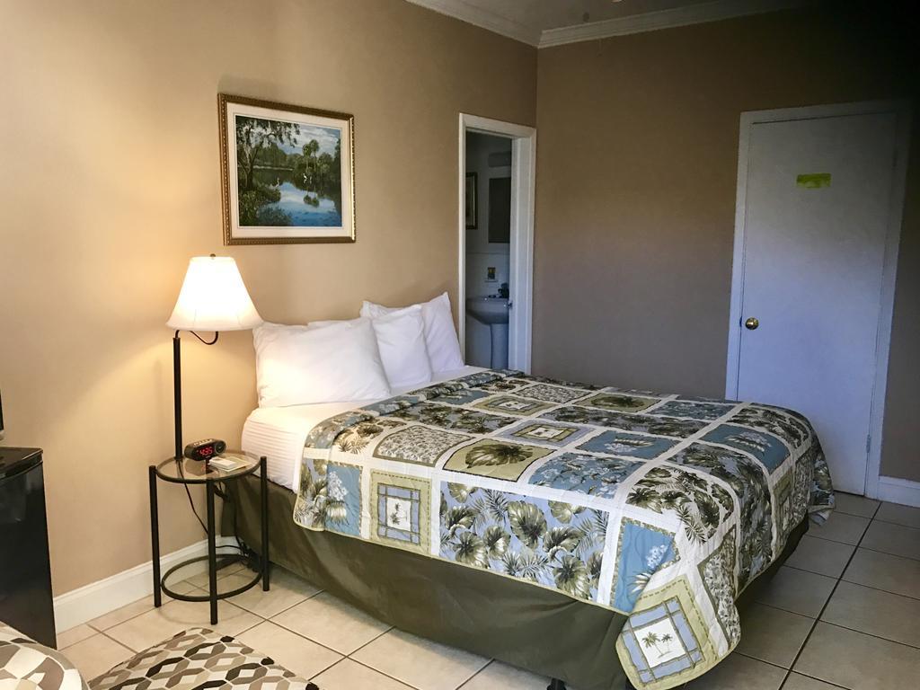 Island Cay At Clearwater