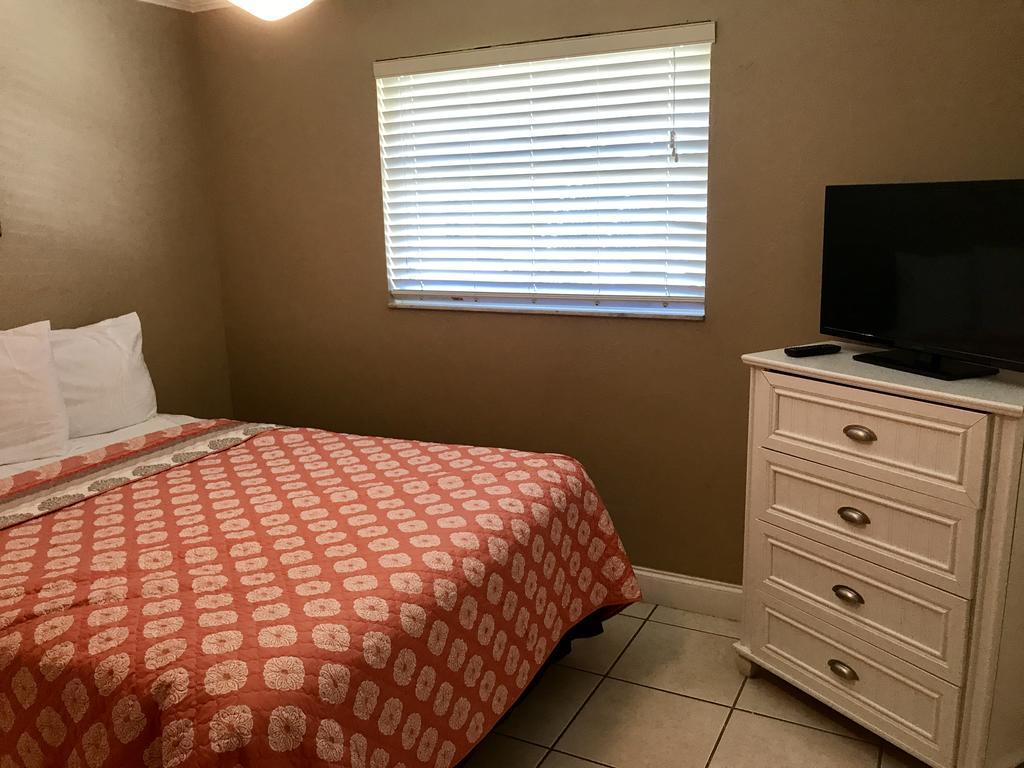 Island Cay At Clearwater